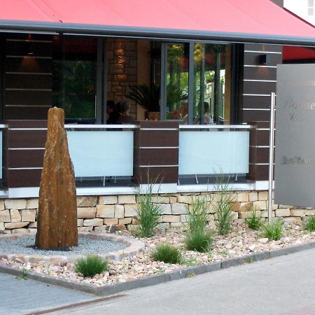 Hotel Lindenkrug Gütersloh Екстериор снимка
